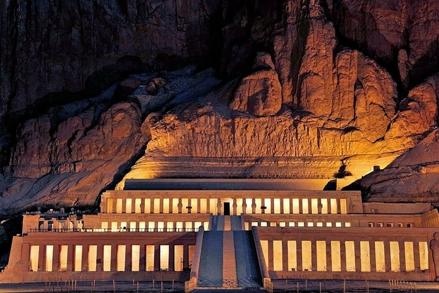 Luxor Top-SehenswÃ¼rdigkeiten von Assuan mit dem Bus
